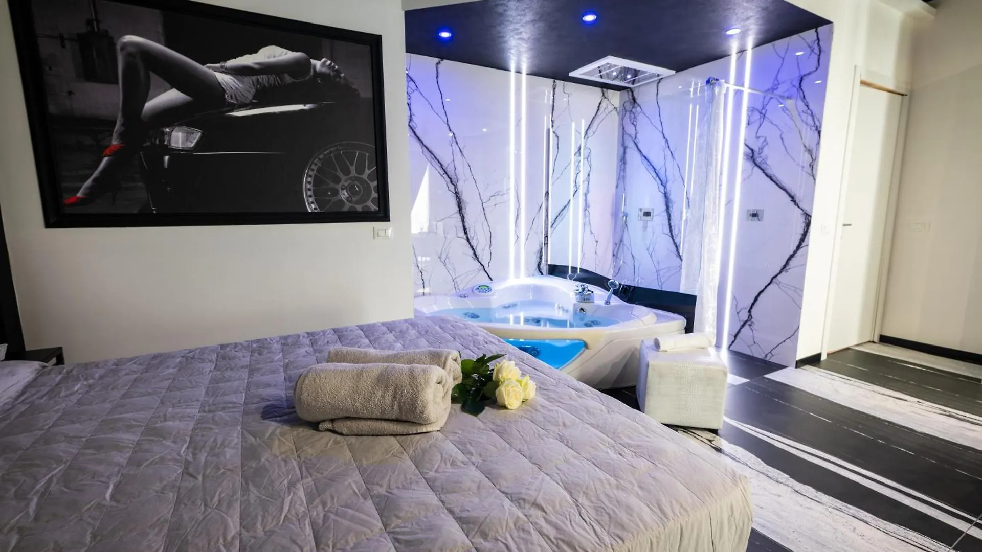 Garda Fantasy Green Jacuzzi Sauna Piscina Дезенцано-дель-Гарда 0*,  Италия